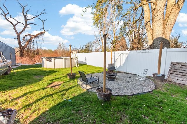 363 Seeley Street, Amherst, OH 44001