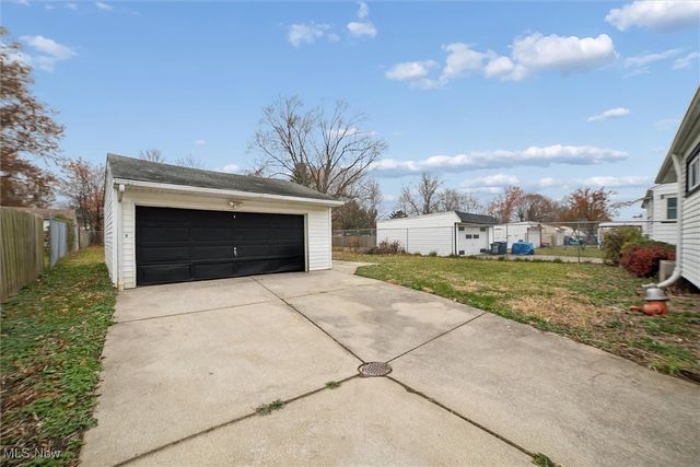 4638 W 156 Street, Cleveland, OH 44135