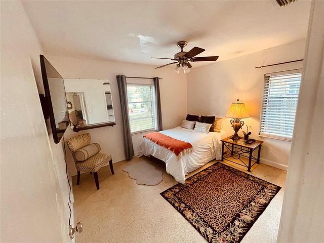 904 SE 12th Street, Fort Lauderdale, FL 33316