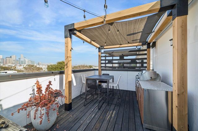 1614 Sampson Street, Houston, TX 77003