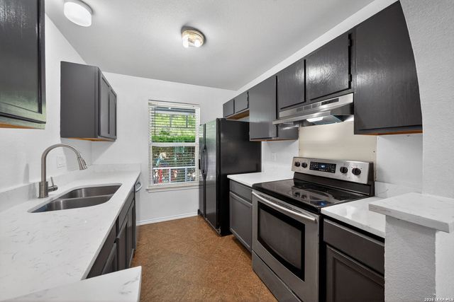 7423 Hardesty, San Antonio, TX 78250