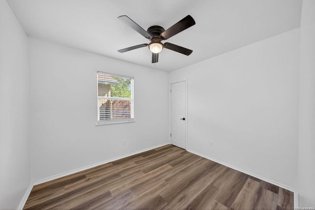 7423 Hardesty, San Antonio, TX 78250