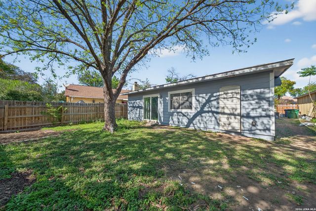 7423 Hardesty, San Antonio, TX 78250