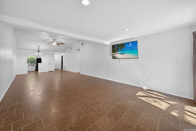 7423 Hardesty, San Antonio, TX 78250