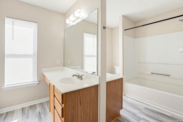 4838 SUNLIT WELL DR, San Antonio, TX 78247