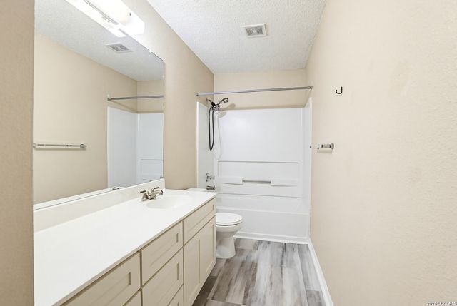 4838 SUNLIT WELL DR, San Antonio, TX 78247