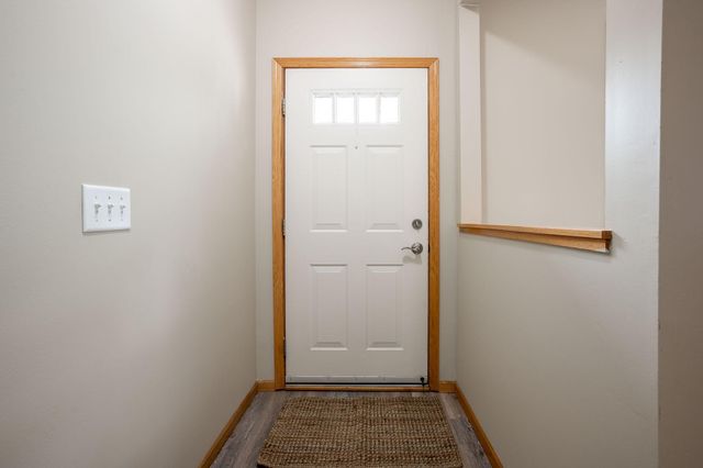 3001 Juniper Lane I, Woodbury, MN 55125