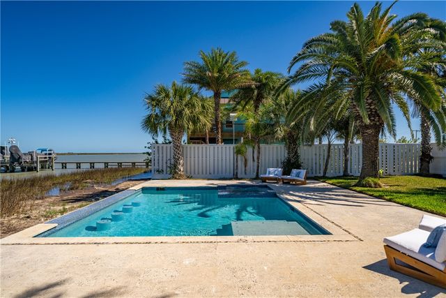 2422 State Highway 361, Aransas Pass, TX 78336