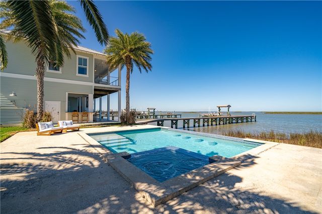 2422 State Highway 361, Aransas Pass, TX 78336