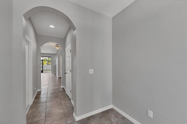 8657 PALMER PARK CIRCLE, Sarasota, FL 34238