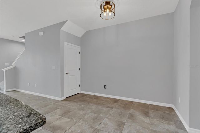 8657 PALMER PARK CIRCLE, Sarasota, FL 34238