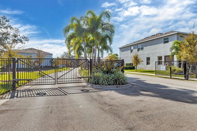 8657 PALMER PARK CIRCLE, Sarasota, FL 34238