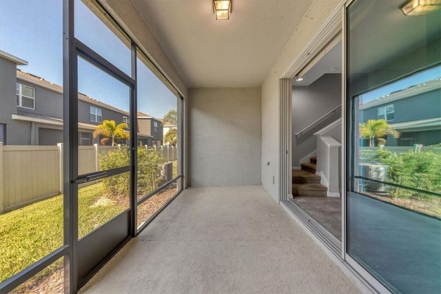 8657 PALMER PARK CIRCLE, Sarasota, FL 34238