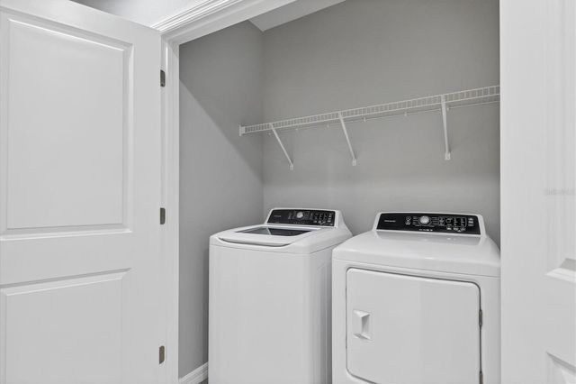 8657 PALMER PARK CIRCLE, Sarasota, FL 34238