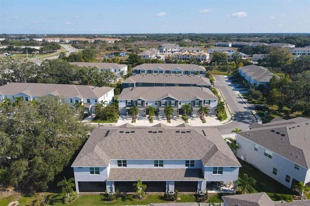 8657 PALMER PARK CIRCLE, Sarasota, FL 34238