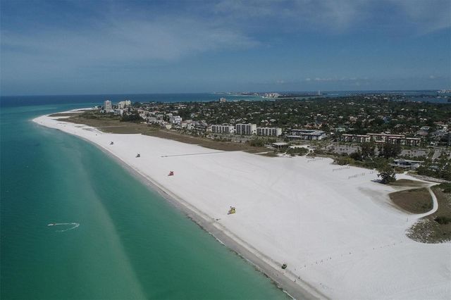 8657 PALMER PARK CIRCLE, Sarasota, FL 34238