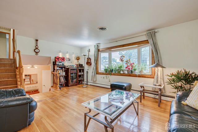1 Ballo Place, Edison, NJ 08820