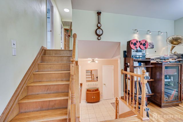 1 Ballo Place, Edison, NJ 08820
