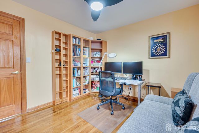 1 Ballo Place, Edison, NJ 08820