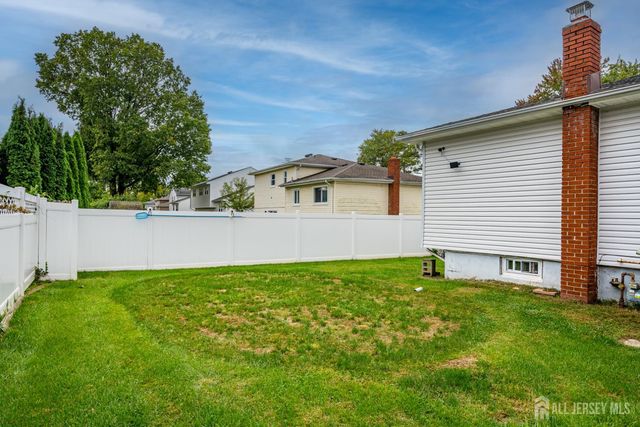 1 Ballo Place, Edison, NJ 08820