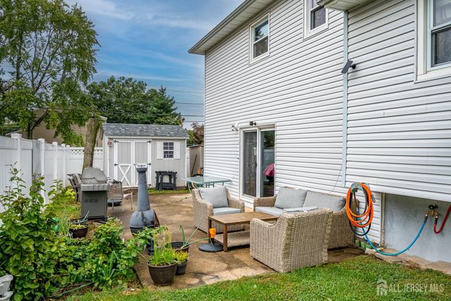 1 Ballo Place, Edison, NJ 08820