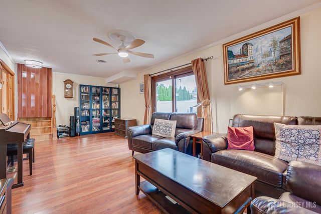 1 Ballo Place, Edison, NJ 08820