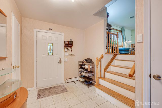 1 Ballo Place, Edison, NJ 08820