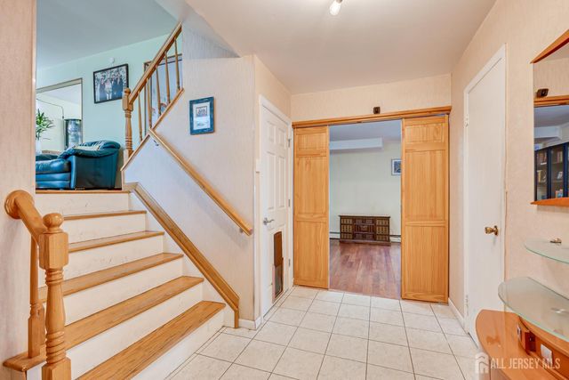 1 Ballo Place, Edison, NJ 08820