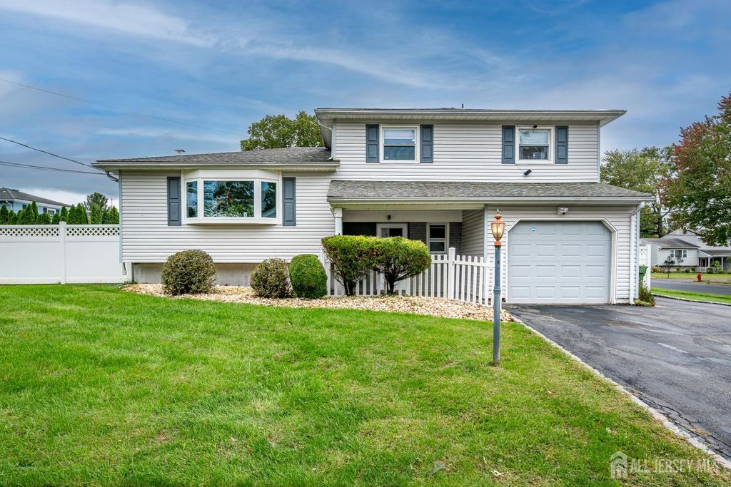 1 Ballo Place, Edison, NJ 08820