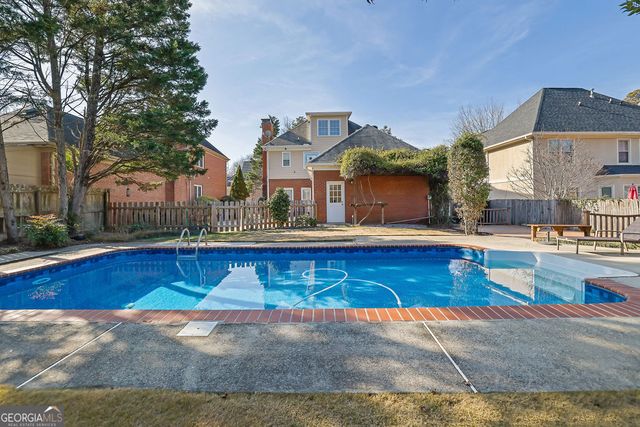 2492 Summeroak Drive, Tucker, GA 30084
