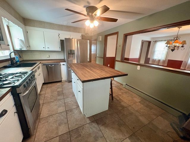 387 Southwick Street, Agawam, MA 01030