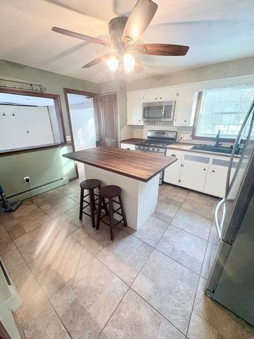 387 Southwick Street, Agawam, MA 01030