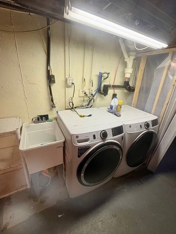 387 Southwick Street, Agawam, MA 01030