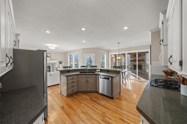 14002 Bond Street, Overland Park, KS 66221