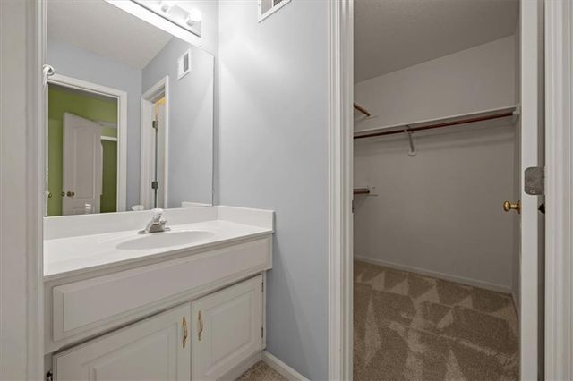 14002 Bond Street, Overland Park, KS 66221