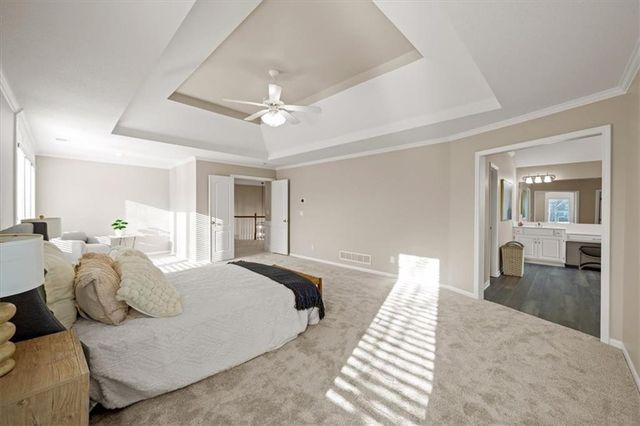 14002 Bond Street, Overland Park, KS 66221