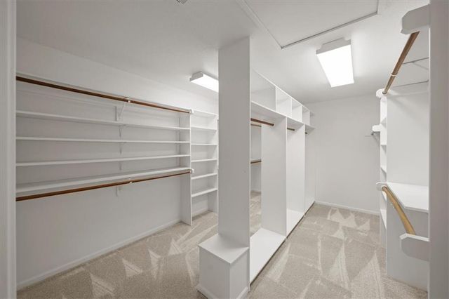 14002 Bond Street, Overland Park, KS 66221