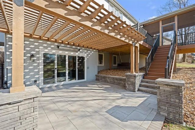 14002 Bond Street, Overland Park, KS 66221