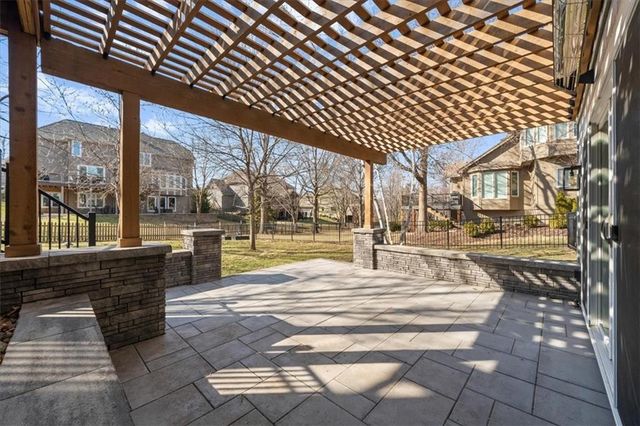 14002 Bond Street, Overland Park, KS 66221