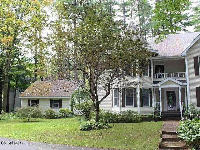 5 Sicada Street, Saratoga Springs, NY 12866