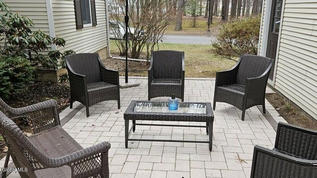 5 Sicada Street, Saratoga Springs, NY 12866