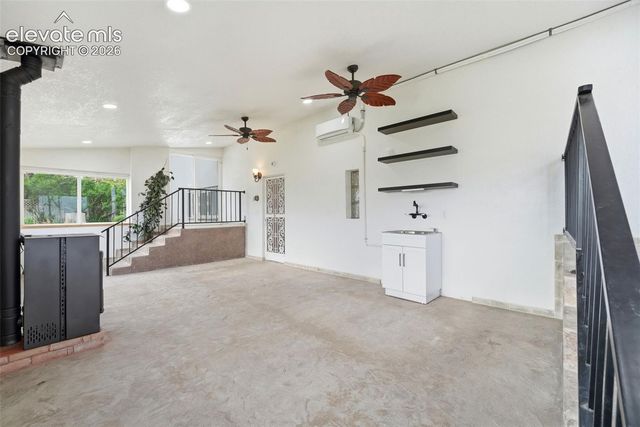 1069 Meadow Lane, Pueblo, CO 81006