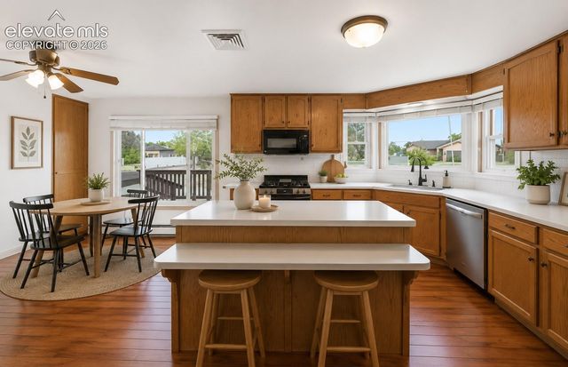1069 Meadow Lane, Pueblo, CO 81006