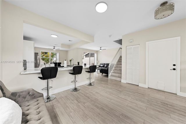 16864 SW 1st Pl, Pembroke Pines, FL 33027