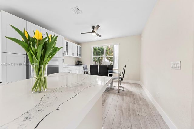 16864 SW 1st Pl, Pembroke Pines, FL 33027