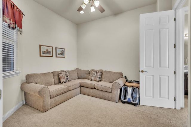 11034 Tinta Fina Dr, Rancho Cordova, CA 95670