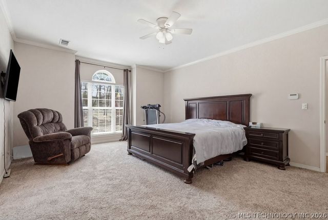 3813 S Rolling Oaks Drive, Tulsa, OK 74107