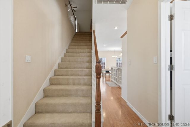 3813 S Rolling Oaks Drive, Tulsa, OK 74107