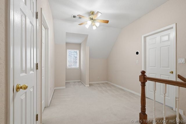 3813 S Rolling Oaks Drive, Tulsa, OK 74107