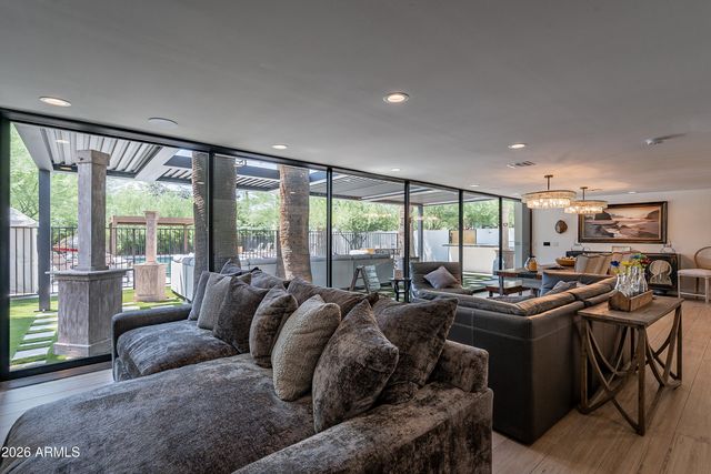 4351 N 36TH Street 4, Phoenix, AZ 85018